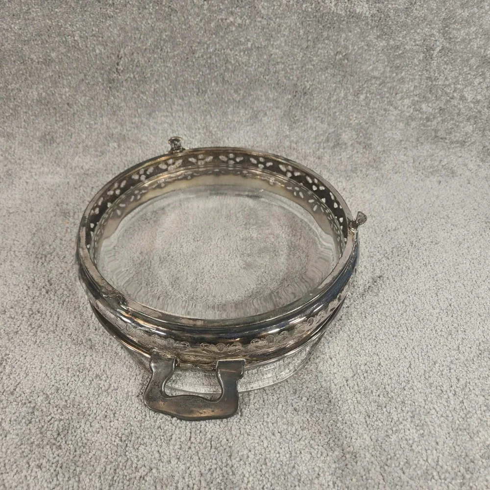 Vintage Silver Plate Pierced Pyrex Casserole Dish Holder with Glass‎ Insert